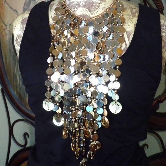 2 Tone Circles Bib Necklace - Picture 2 of 3